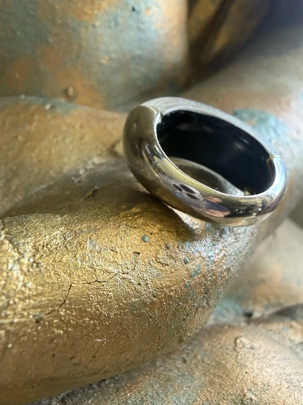 Alexis Bittar Blue Textured Lucite Dome Ring Size 8 Designer Statement